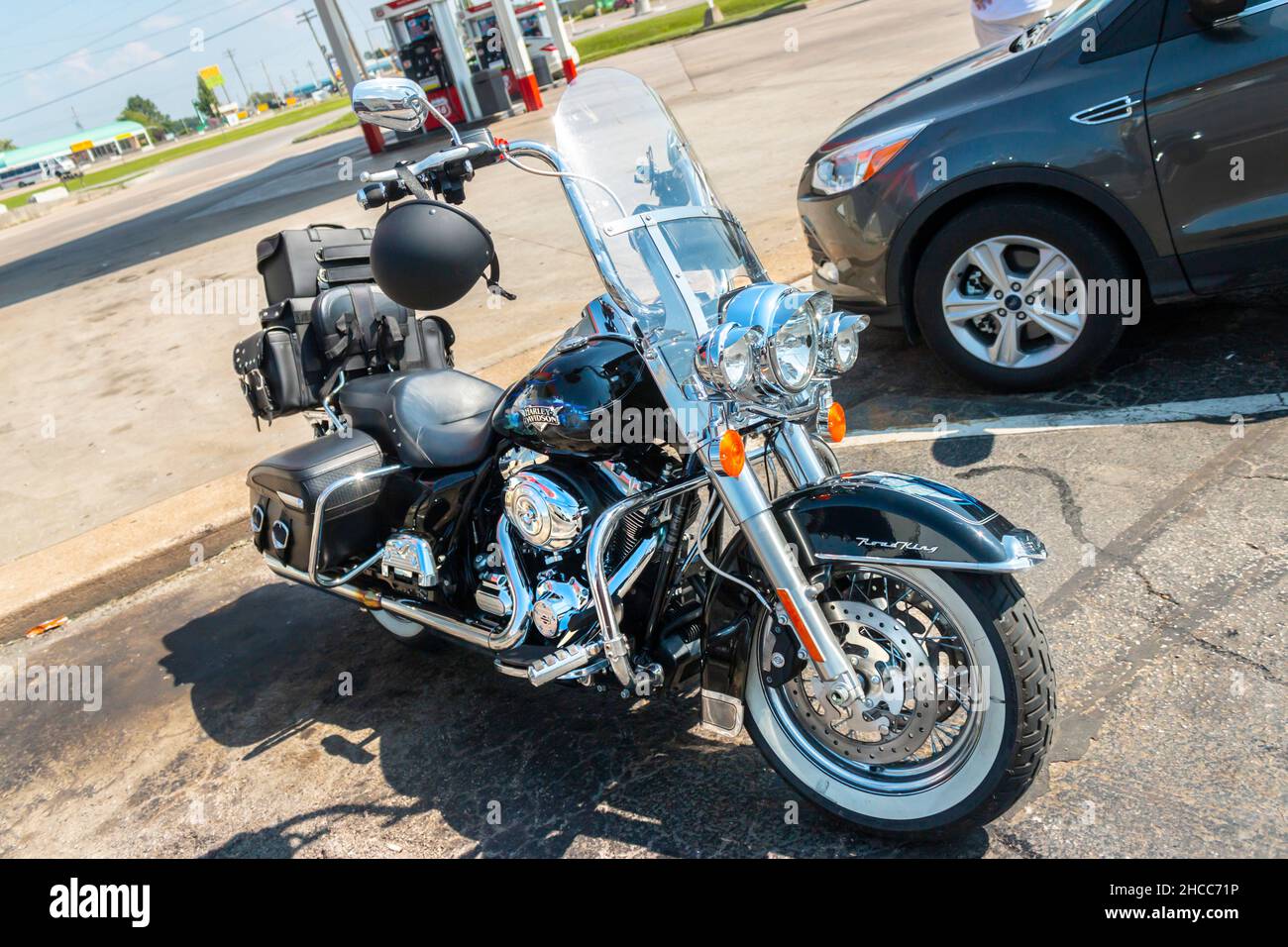 Glänzend schwarz und Chrom Harley Davidson Road King Custom Cruiser  Motorrad in den usa Stockfotografie - Alamy