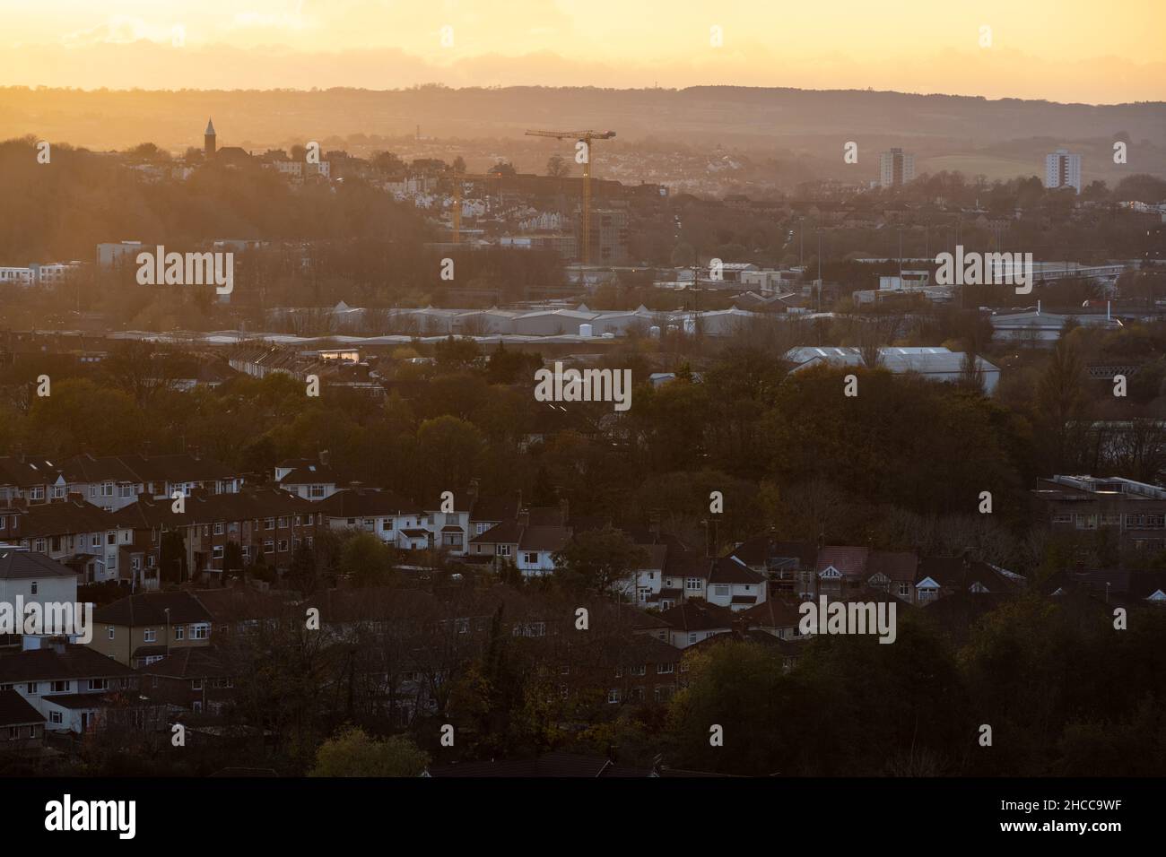 Das Stadtbild von South Bristol, einschließlich St Annes, St Phillip's Marsh Industrial Estate, Totterdown and Knowle, Bedminster und Bedminster Down, mit Stockfoto