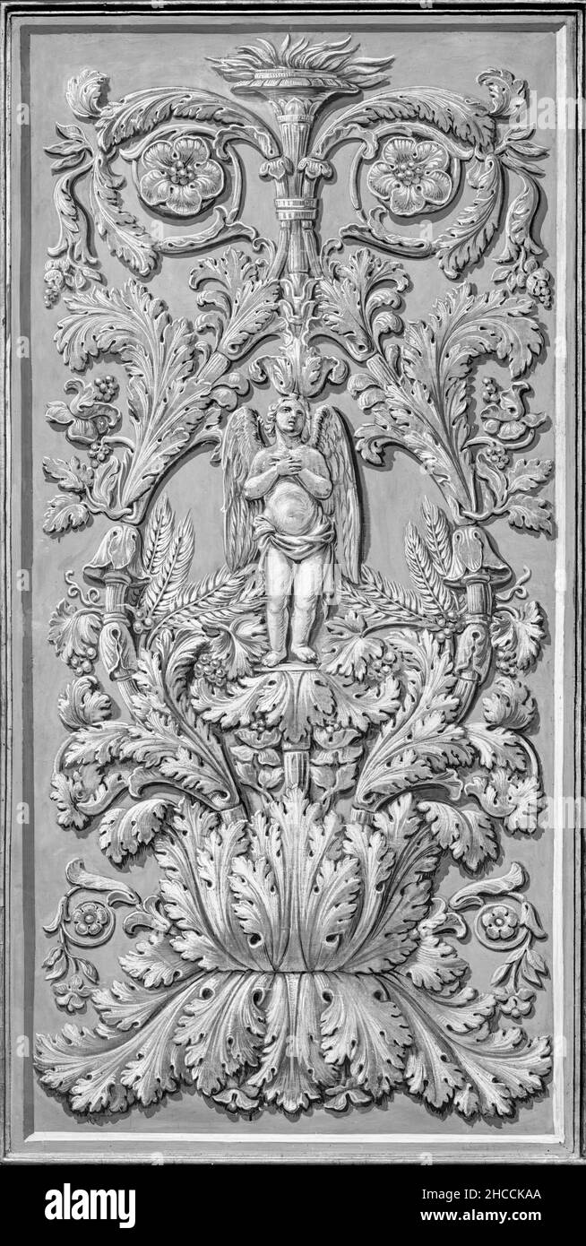 ROM, ITALIEN - 28. AUGUST 2021: Das barocke Engelsfresko in der Kirche Chiesa dei Santi Vincenzo e Anastasio a Trevi. Stockfoto
