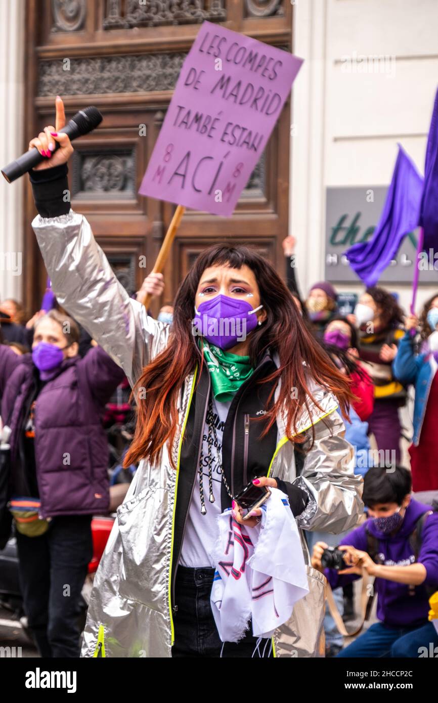 Valencia, Spanien; 8th. März 2021: Feministische Kundgebungen zum Frauentag am 8. März 2021. Stockfoto