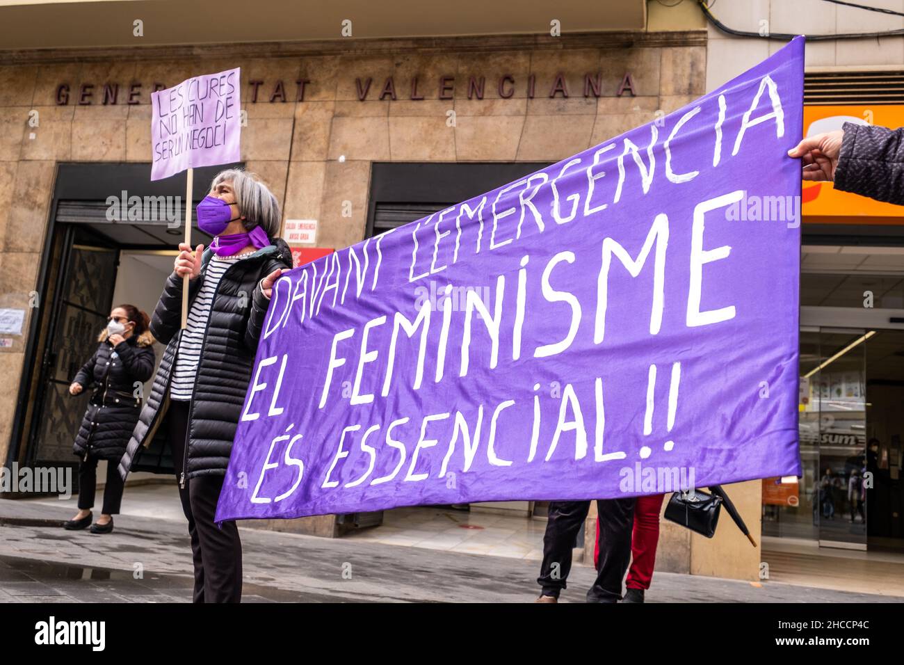 Valencia, Spanien; 8th. März 2021: Feministische Kundgebungen zum Frauentag am 8. März 2021. Stockfoto