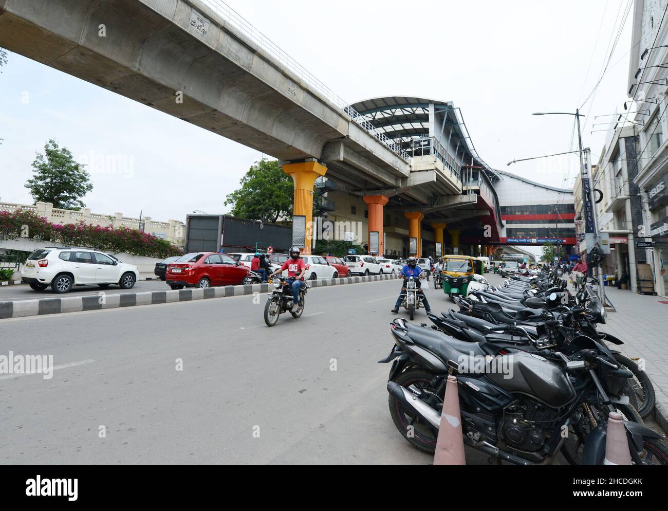 M. G. Straße im Stadtzentrum von Bangalore, Indien. Stockfoto