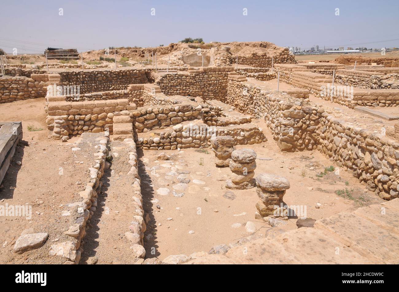 Israel, Negev, Tel Be'er Sheva geglaubt, die Überreste der biblischen Stadt Be'er Sheva. Allgemeine Ansicht Stockfoto