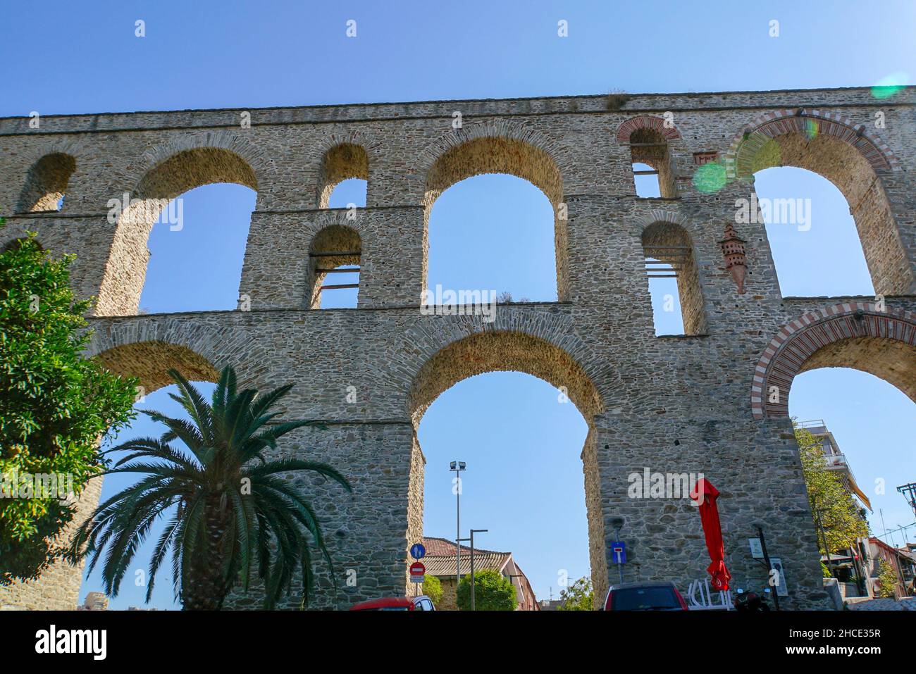 Griechenland, Ostmakedonien und Thrakien, Kavala, Kamares Aquädukt, gebaut 1530 von Suleiman dem Prächtigen. Stockfoto