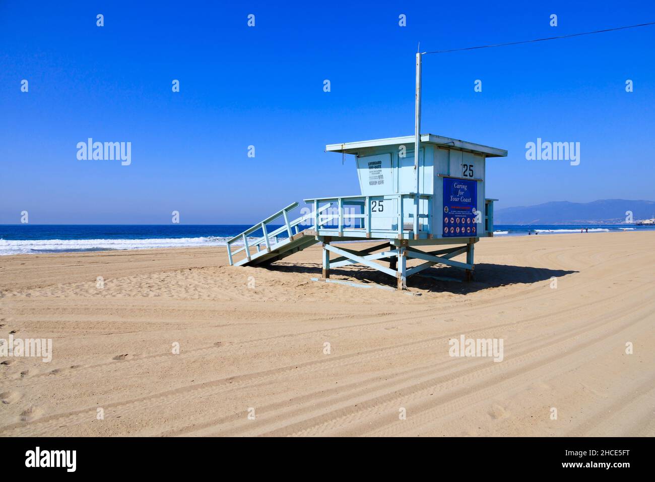 Küstenschutzhütte am Strand, Santa Monica, Kalifornien, USA. Stockfoto