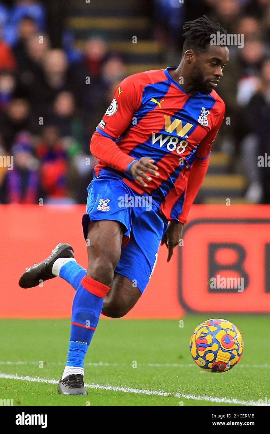London, Großbritannien. 28th Dez 2021. Jeffrey Schlupp von Crystal Palace in Aktion während des Spiels.Premier League Spiel, Crystal Palace gegen Norwich City im Selhurst Park Stadion in London am Dienstag, 28th. Dezember 2021. Dieses Bild darf nur für redaktionelle Zwecke verwendet werden. Nur zur redaktionellen Verwendung, Lizenz für kommerzielle Nutzung erforderlich. Keine Verwendung bei Wetten, Spielen oder Veröffentlichungen in einem Club/einer Liga/einem Spieler. PIC von Steffan Bowen/Andrew Orchard Sports Photography/Alamy Live News Credit: Andrew Orchard Sports Photography/Alamy Live News Stockfoto