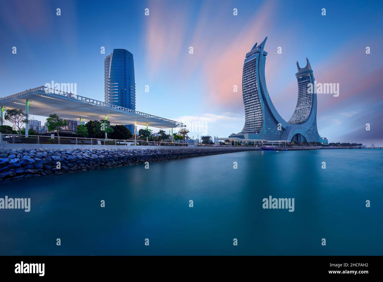 Neu Erbaues Katara Tower Gebäude In Lusail Marina Stockfoto