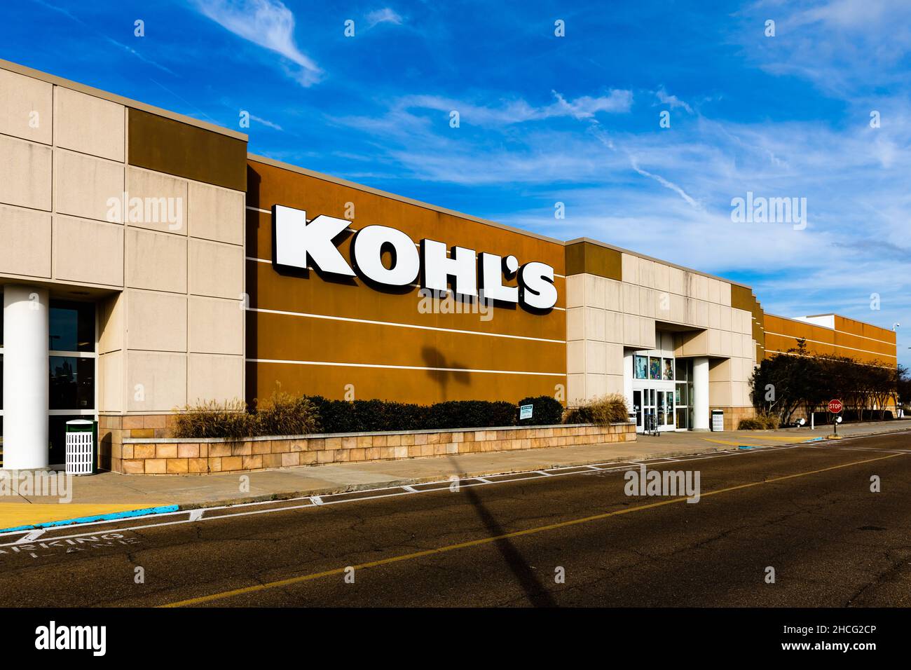 Flowood, MS - 15. Dezember 2021: Kohl's ist eine Kaufhaus-Einzelhandelskette, die von der Kohl's Corporation betrieben wird. Stockfoto