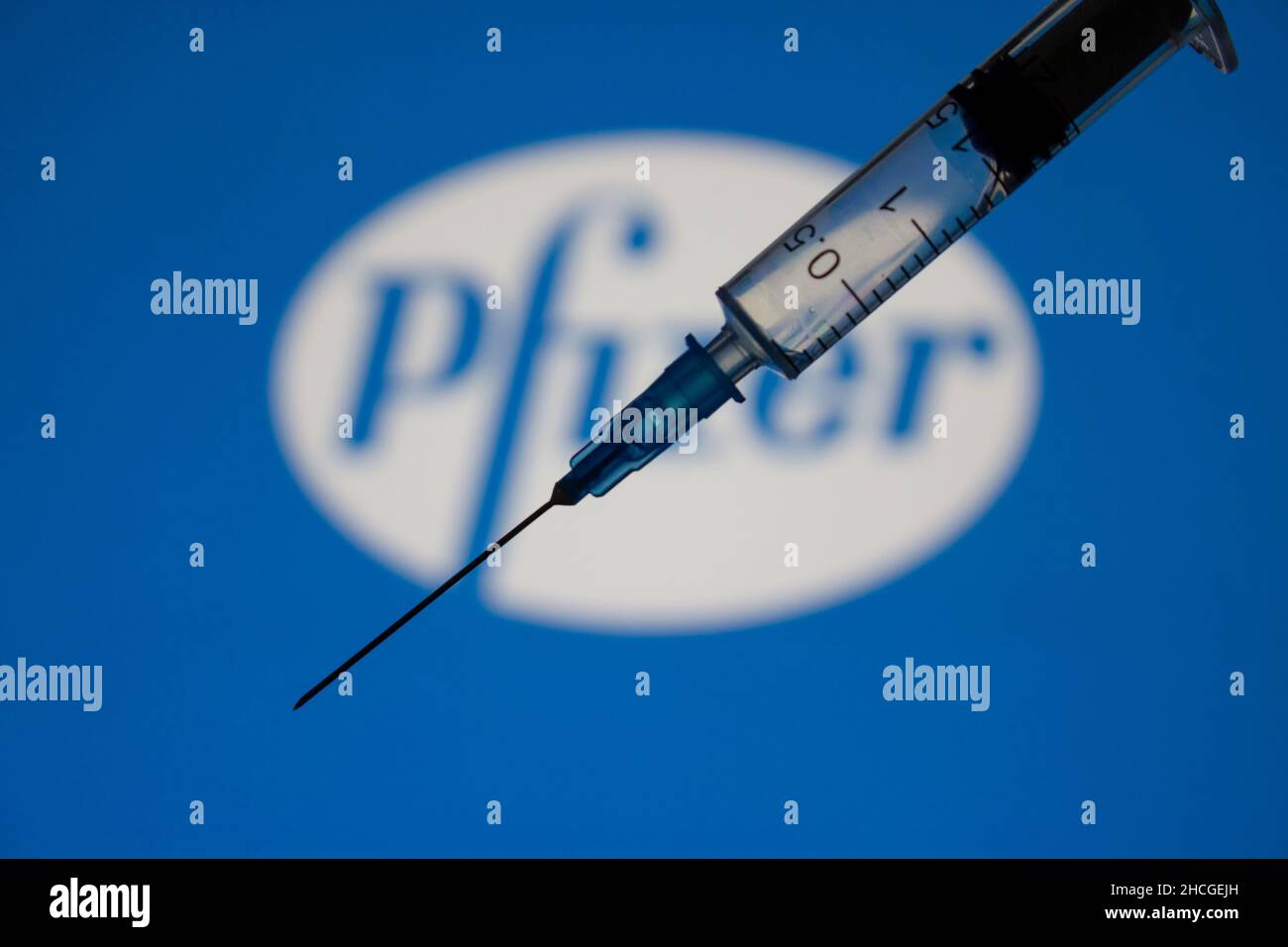 Pfizer-Impfstoff gegen Covid-19, das Konzept der Medikamente von Pfizer Stockfoto