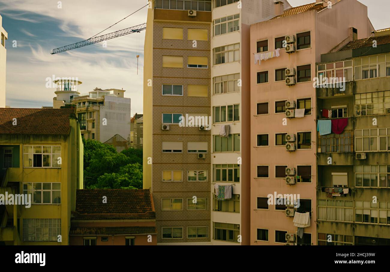 Dies sind alte Wohngebäude in Lisoba, Portugal. Stockfoto