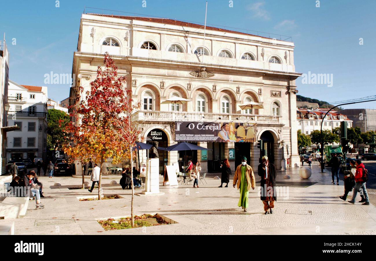 Queen Maria II Nationaltheater, erbaut zwischen 1842 und 1846, Westfassade mit Eingang zur Kasse, Lissabon, Portugal Stockfoto