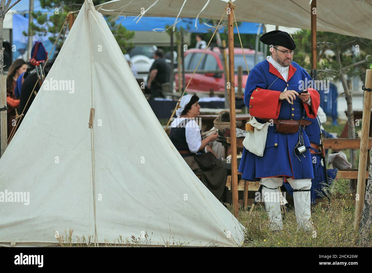 Historische Nachstellung der Miquelets von Katalonien am Strand von Arenys de Mar, Barcelona, Katalonien, Spanien Stockfoto