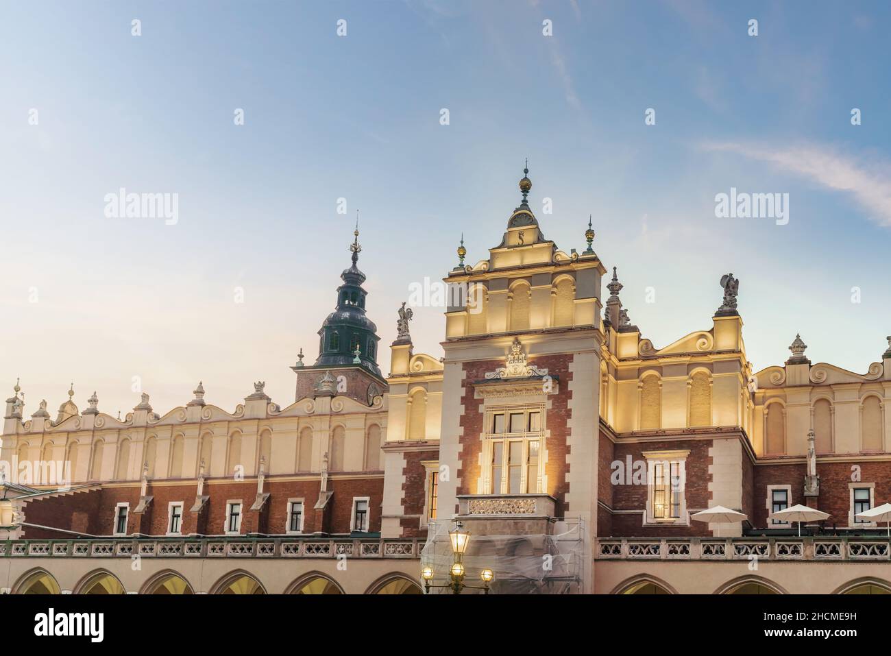 Tuchhalle am Hauptmarkt - Krakau, Polen Stockfoto