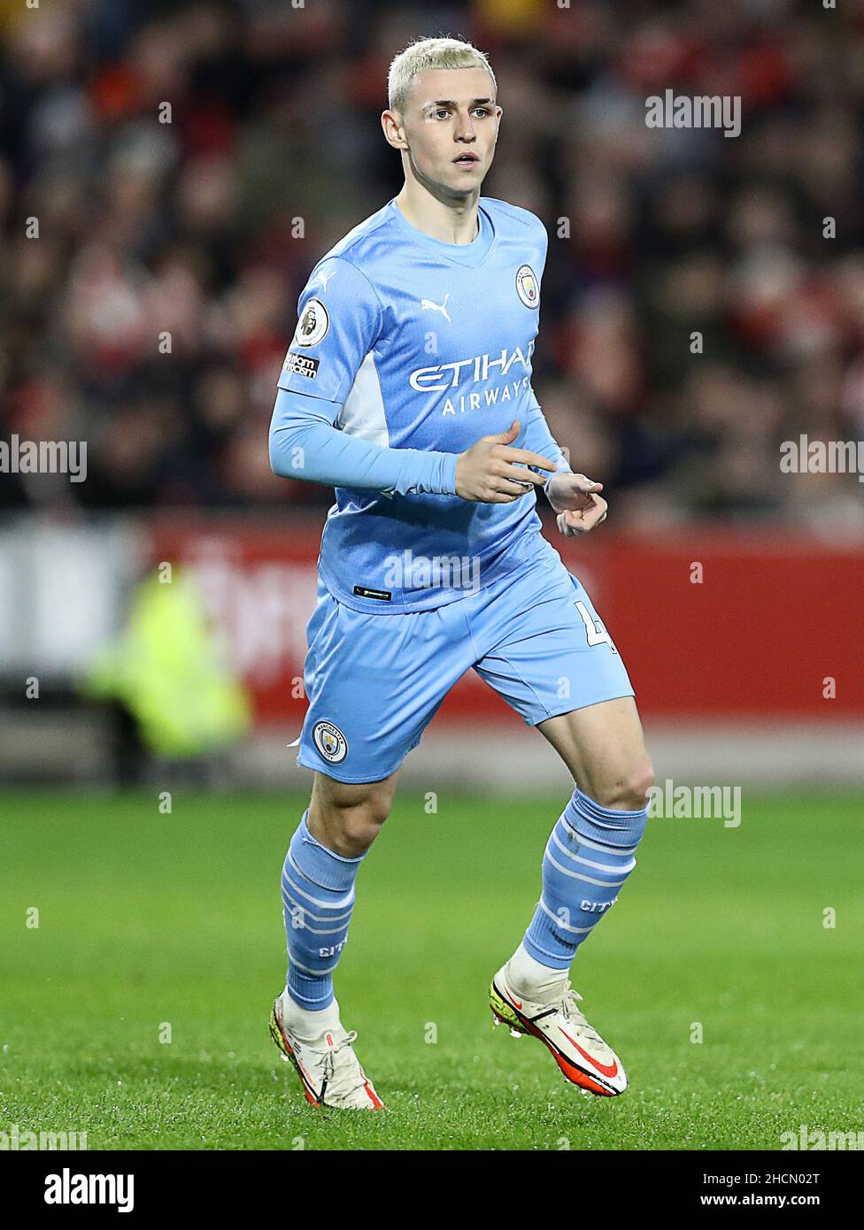 London, England, 29th. Dezember 2021. Phil Foden von Manchester City während des Spiels der Premier League im Brentford Community Stadium, London. Bildnachweis sollte lauten: Paul Terry / Sportimage Stockfoto