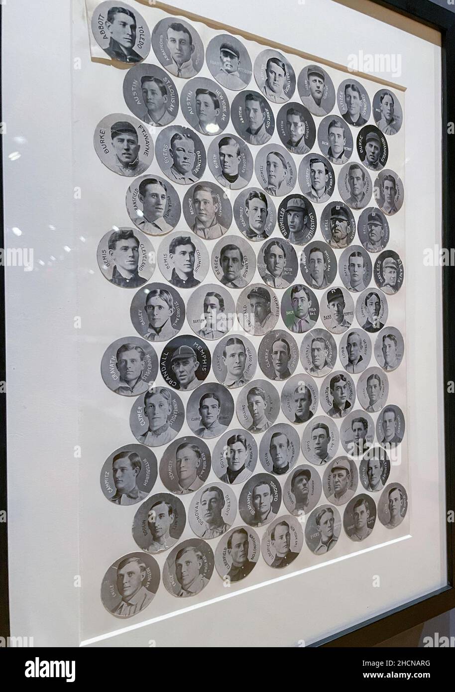 Jefferson R. Burdick Baseballkartensammlung im Metropolitan Museum of Art in New York City, USA 2021 Stockfoto