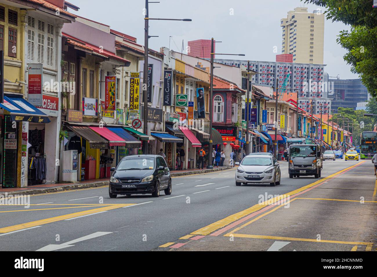 SINGAPUR, SINGAPUR - 10. MÄRZ 2018: Serangoon Road in the Little India of Singapore. Stockfoto