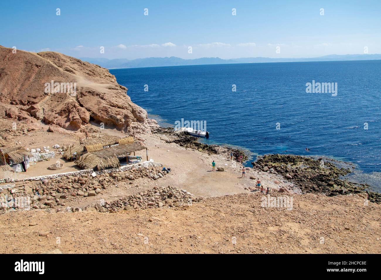 Blue Hole Tauchbasis. Rotes Meer. Dahab. Sinai-Halbinsel. Ägypten. Stockfoto