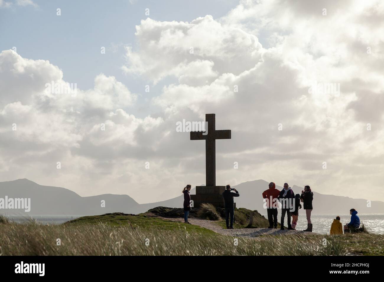 Steinkreuz des St Dwynwen Welsh schutzpatron der Liebhaber. Llanddwyn Island Stockfoto