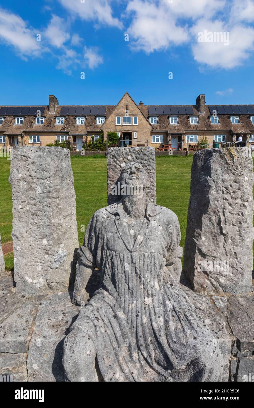 England, Dorset, Dorchester, Tolpuddle, Steinstatue von George Loveless vor dem Tolpuddle Martyrs Museum Stockfoto