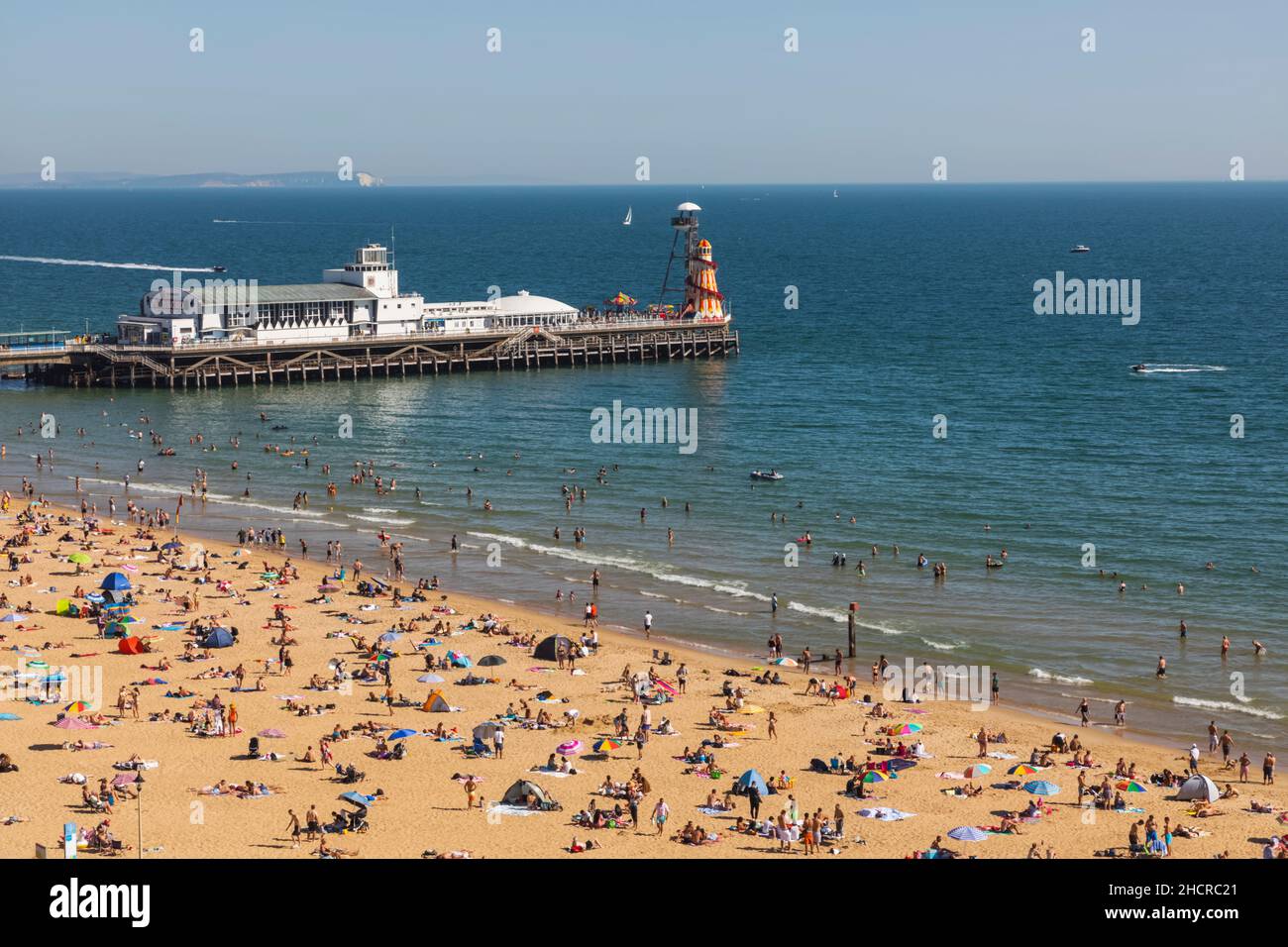 England, Dorset, Bournemouth, Bournemouth Beach und Pier Stockfoto