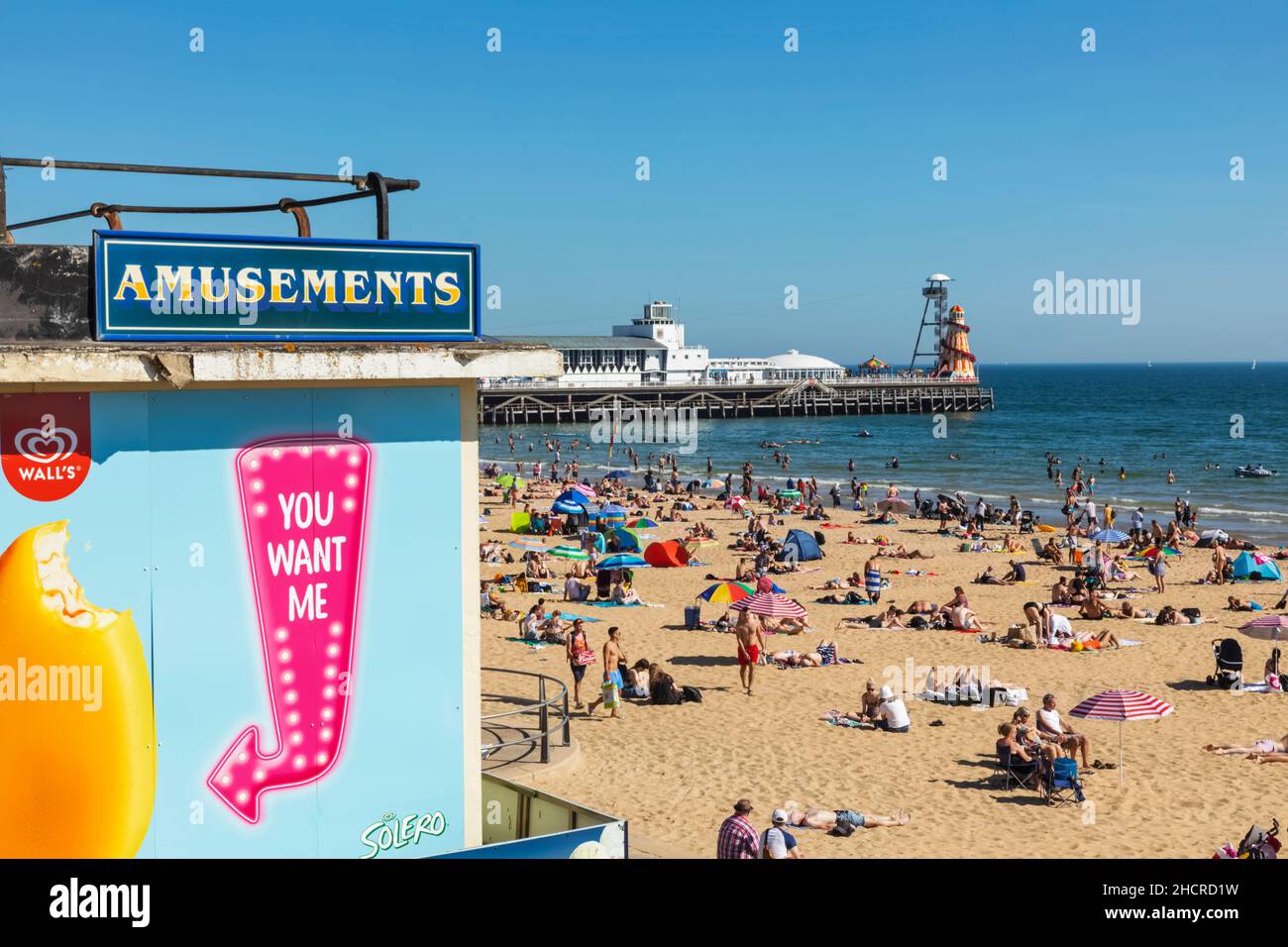 England, Dorset, Bournemouth, Bournemouth Beach und Pier Stockfoto