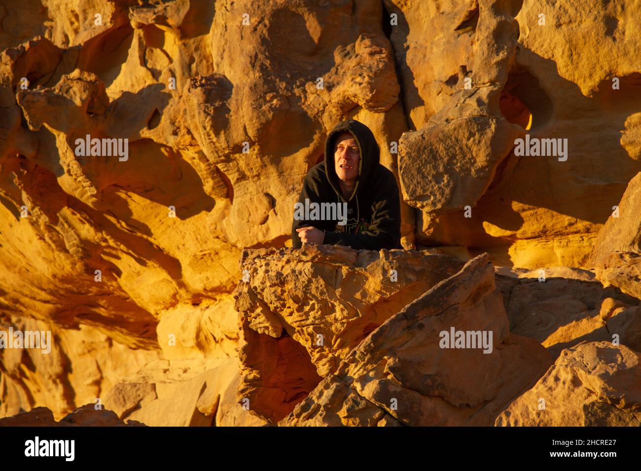 Wadi Rum ist die Heimat der Beduinen, die in Zusammenarbeit mit Bergsteigern und Reisenden einen Ökotourismus entwickelt haben, der heute ihre Hauptquelle ist Stockfoto