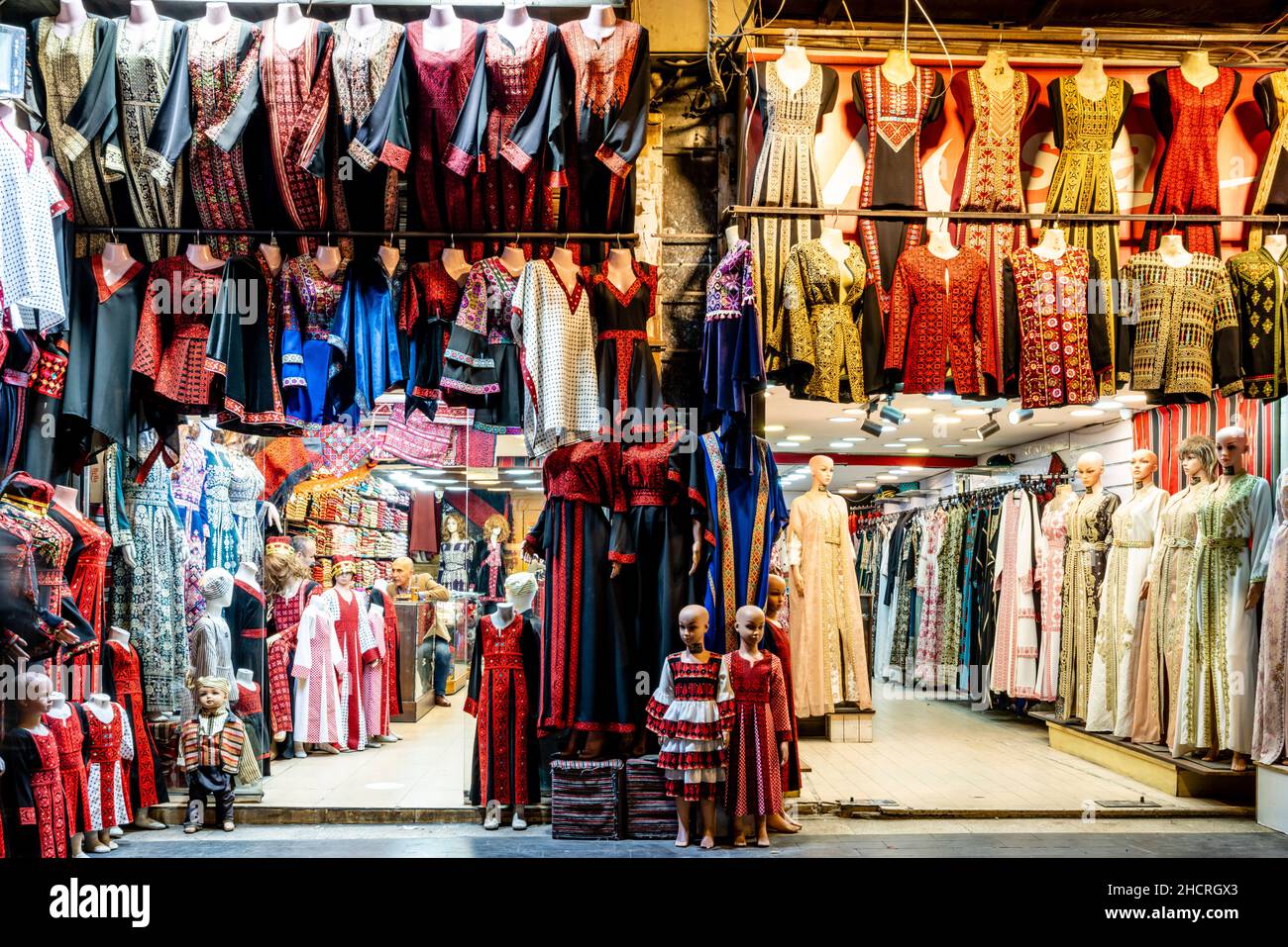 A Women’s Clothes Shop, Downtown Amman, Amman, Jordanien. Stockfoto