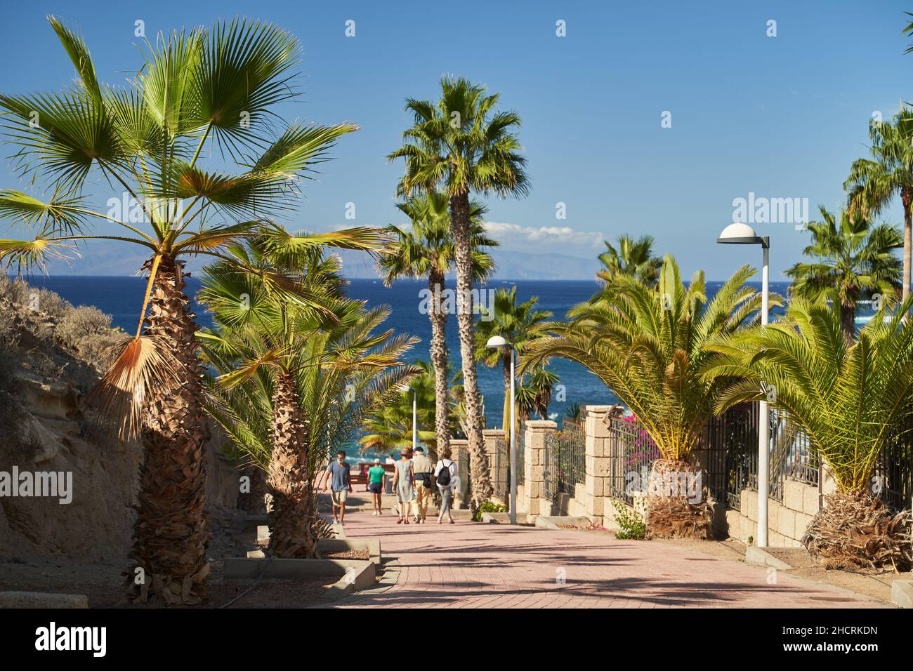 Promenade neben dem Mirador Palomas in La Caleta, Costa Adeje, Teneriffa Stockfoto