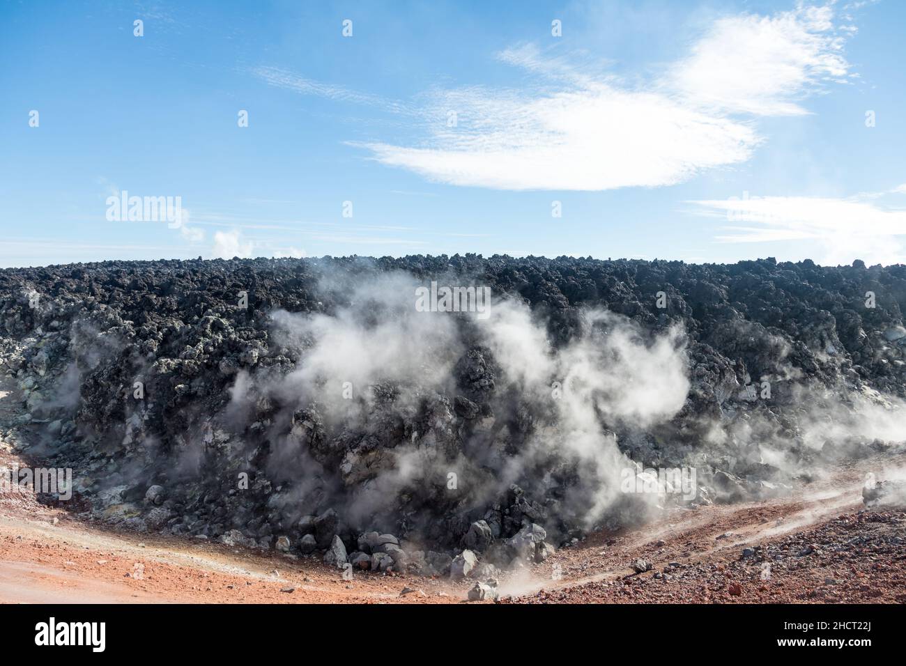 Avatschinski Vulkan, Kamtschatka Halbinsel, Russland. Ein aktiver Vulkan, nördlich der Stadt Petropavlovsk-Kamtschatsky, in der Durchflutung der Stockfoto