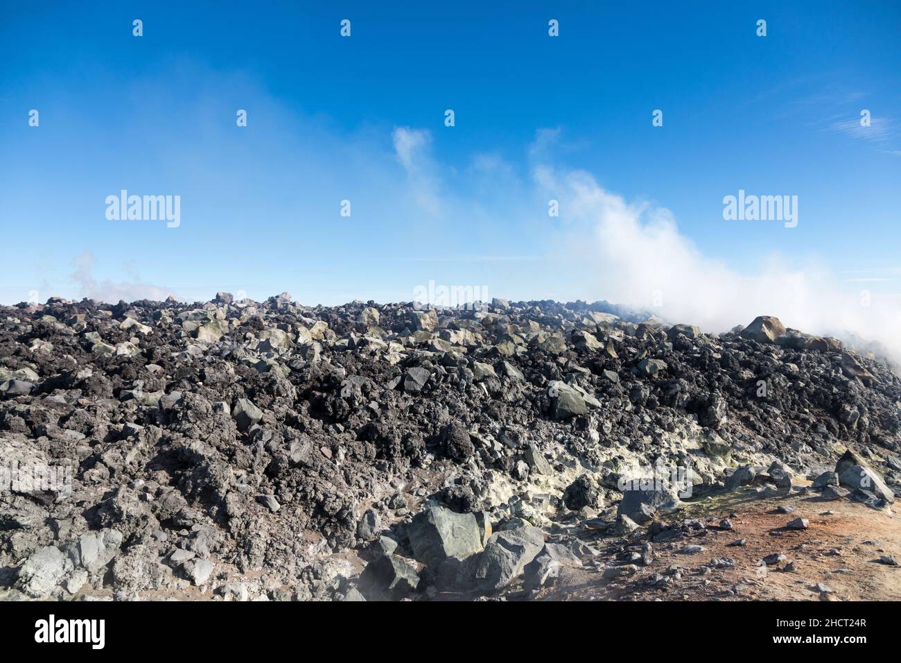 Avatschinski Vulkan, Kamtschatka Halbinsel, Russland. Ein aktiver Vulkan, nördlich der Stadt Petropavlovsk-Kamtschatsky, in der Durchflutung der Stockfoto
