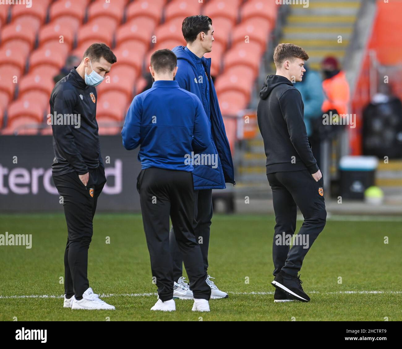 Hull City Spieler während der Spielfeldkontrolle in, am 1/1/2022. (Foto von Craig Thomas/News Images/Sipa USA) Quelle: SIPA USA/Alamy Live News Stockfoto