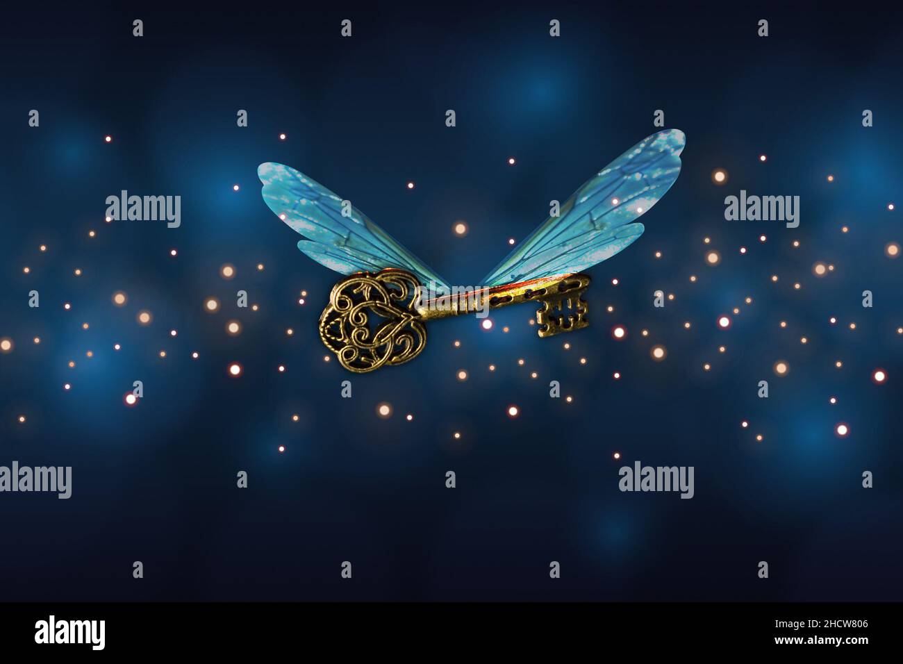 Magische fliegende Schlüssel Bedeutung mit Libellenflügeln Stockfoto