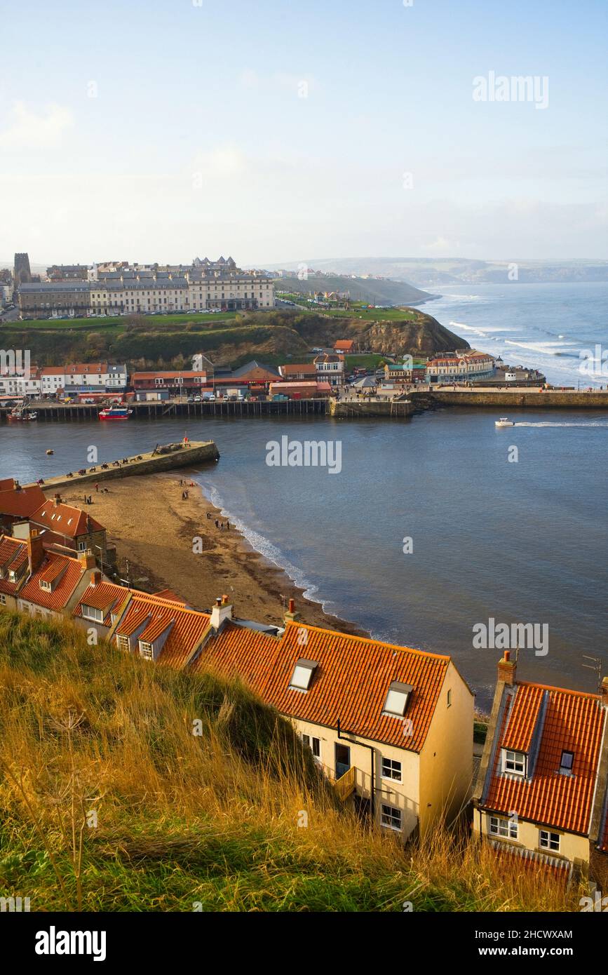 Blick auf den Hafen von Whitby in North Yorkshire Stockfoto