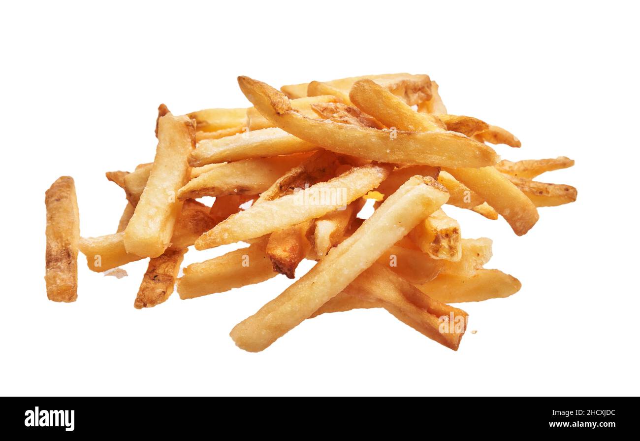 Ein Haufen frittierter französischer Kartoffeln auf weißem Hintergrund isoliert Stockfoto