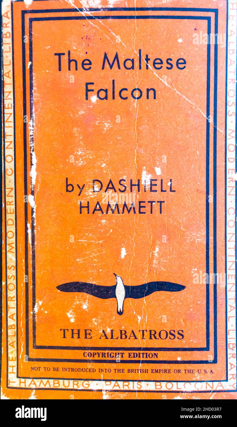 Cover des Hardback-Buches - Detektivroman von Dashiell Hammett, The Maltese Falcon. Die Albatross-Ausgabe, 1932 Stockfoto