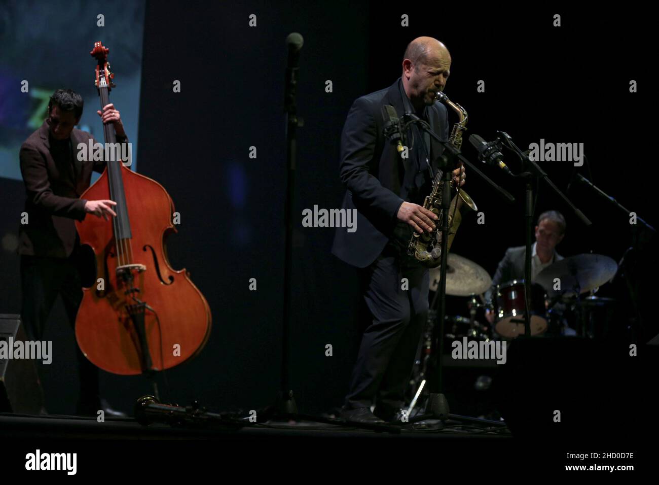 1. Januar 2022, Rom, Latium, Italien: Capodarte 2022 in Rom. Die Veranstaltungen des musikalischen römischen Neujahrs fanden im Auditorium Parco della Musica statt. Giovanni Allevi nahm am Klavier, Stefano di Battista und Retape Festival 5th Edition mit Esseho, Mesa und Mutonia in der Reihenfolge des Auftritts Teil. (Bild: © Daniela Franceschelli/Pacific Press via ZUMA Press Wire) Stockfoto