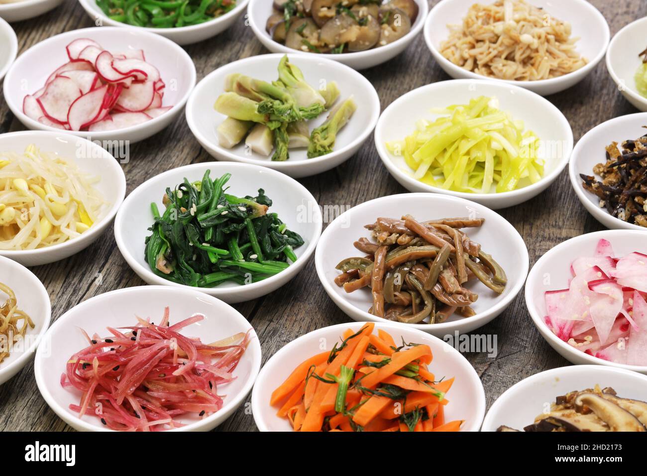 Verschiedene Namul- und koreanische Gerichte Stockfoto