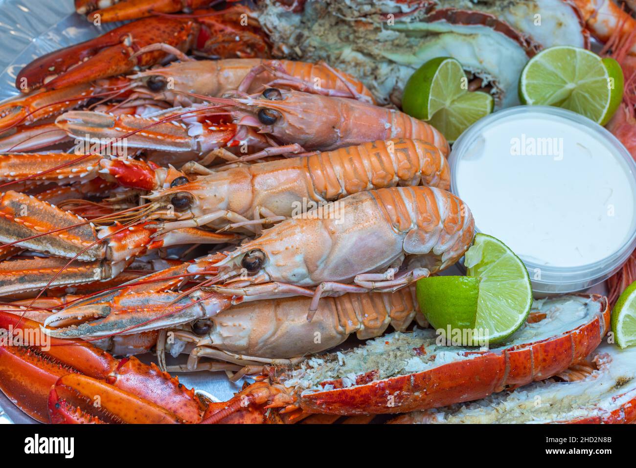 Wunderschöne Aussicht auf den Teller mit Meeresfrüchten. Gesunde Ernährung Konzept. Schweden. Stockfoto
