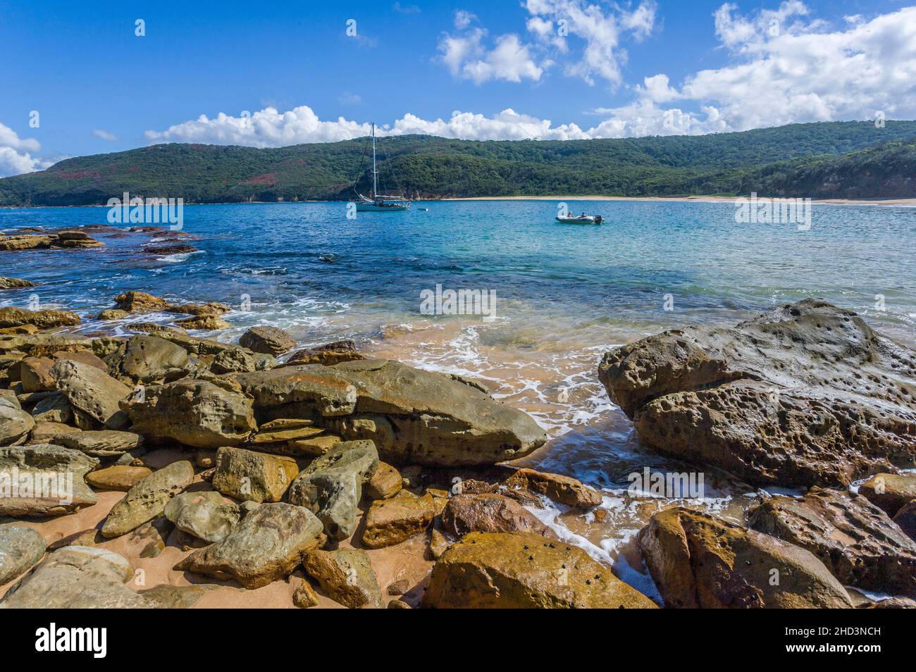 die yacht liegt in Maitland Bay, Bouddi National Par, Central Coast, New South Wales, Australien Stockfoto