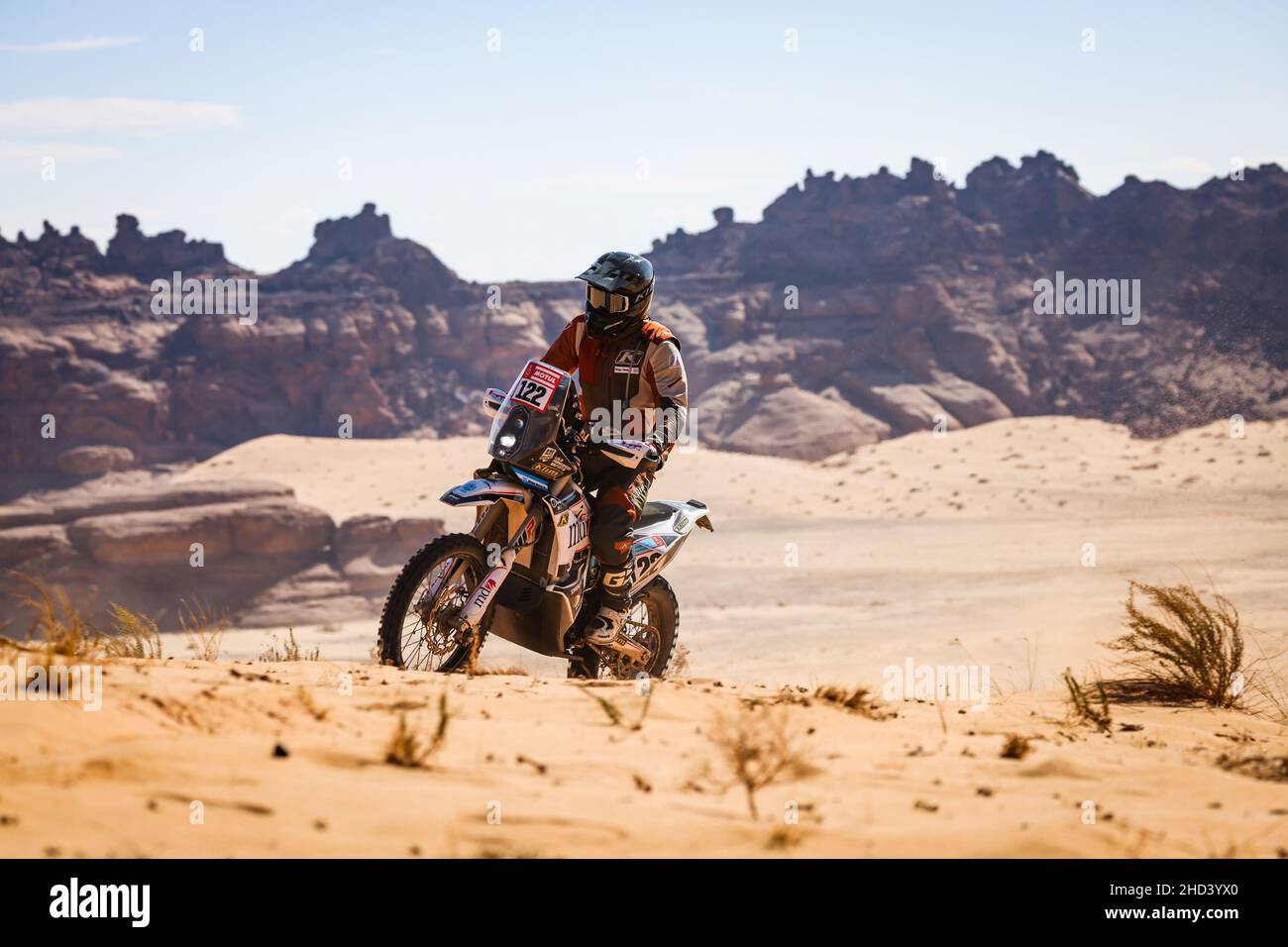 122 Moras Diego (arg), HT Rally RAID Husqvarna Racing, Husqvarna FR 450 Rally, Moto, Motul, Aktion während der Etappe 1B der Rallye Dakar 2022 um Hail, am 2nd. Januar 2022 in Hail, Saudi-Arabien - Foto: Florent Gooden/DPPI/LiveMedia Stockfoto