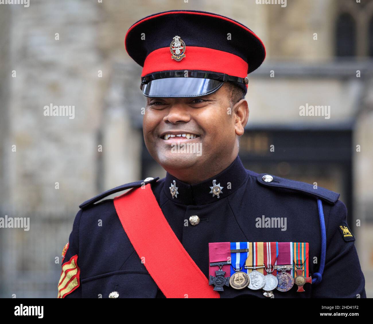 Color Sergeant Lance Corporal Johnson Gideon Beharry VC bei Westminster Abbey in London, England, Vereinigtes Königreich Stockfoto