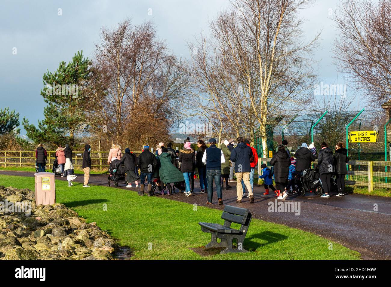 Cobh, Irland. 3rd Januar 2022. Große Menschenmengen nutzten heute das gute Wetter an den Feiertagen und stiegen im Fota Wildlife Park in der Nähe von Cobh ab. Quelle: AG News/Alamy Live News Stockfoto