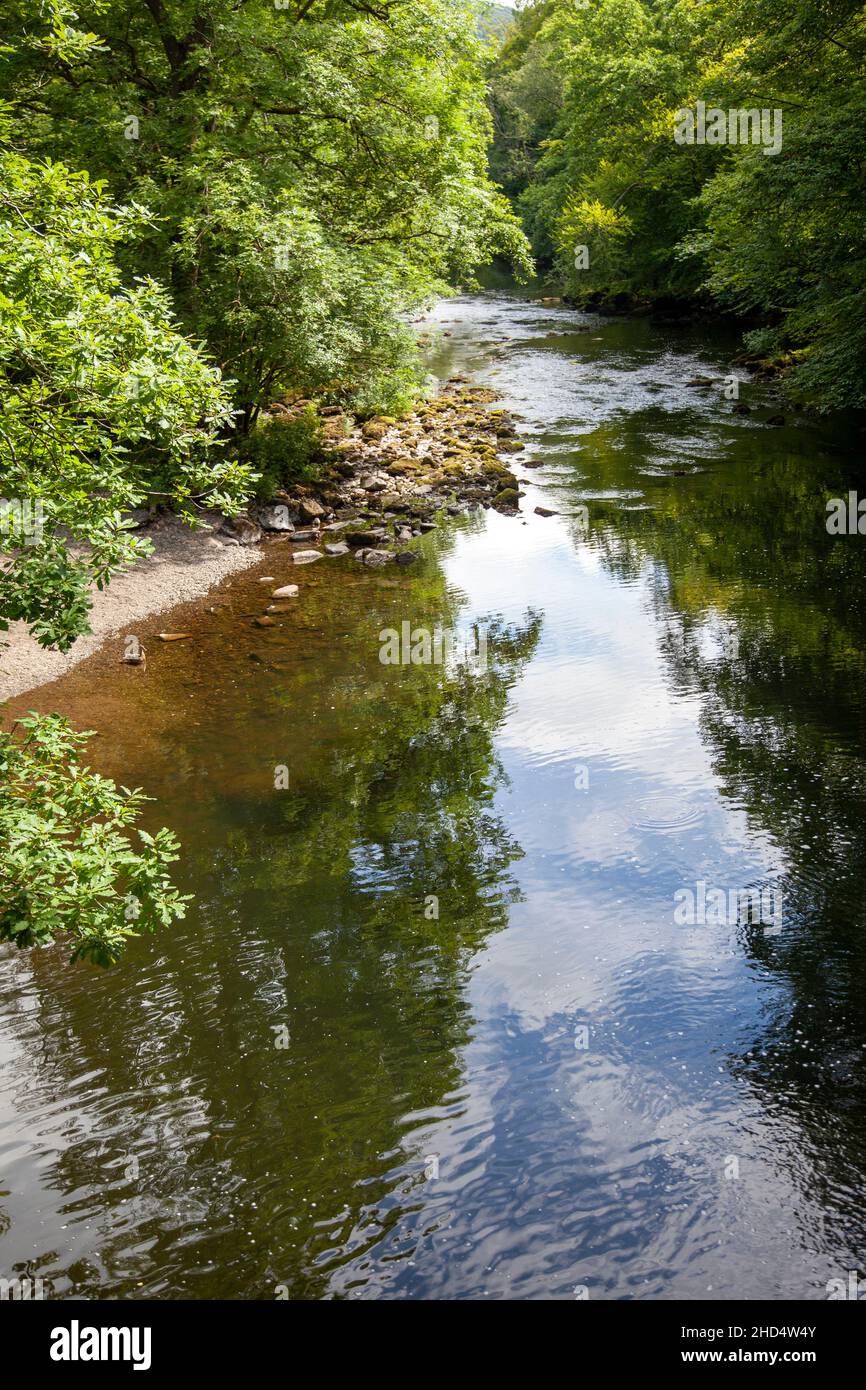 River Brathay läuft durch Skelwith, Cumbria UK Stockfoto
