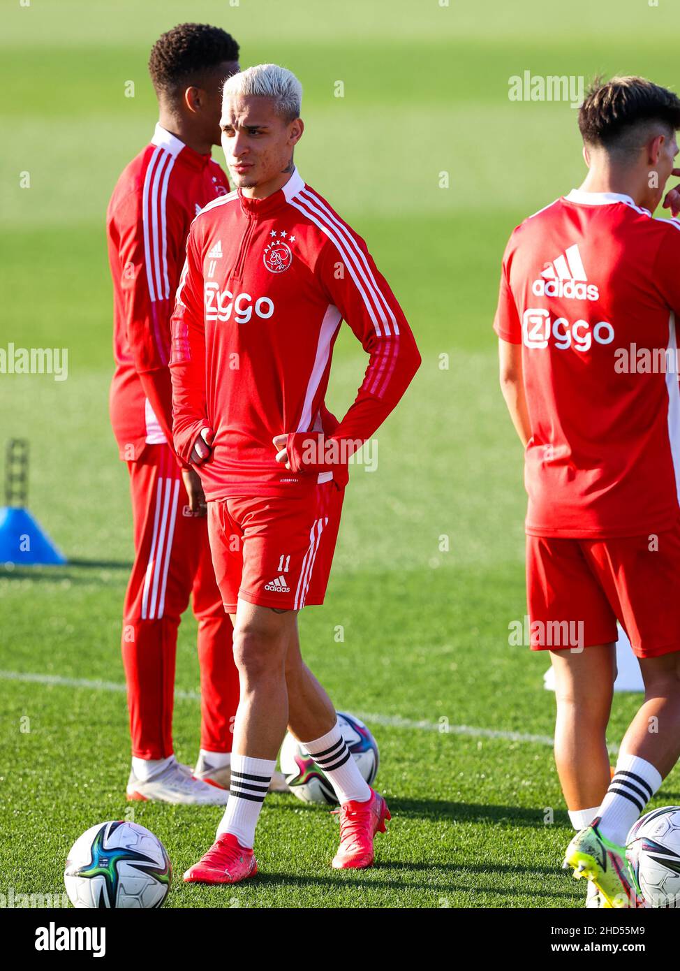 , PORTUGAL - 3. JANUAR: Antony von Ajax während der Trainingssitzung Ajax am 1. Tag auf Quinta do Lago am 3. Januar 2022 in Portugal. (Foto von Ben Gal/Orange Picters) Stockfoto