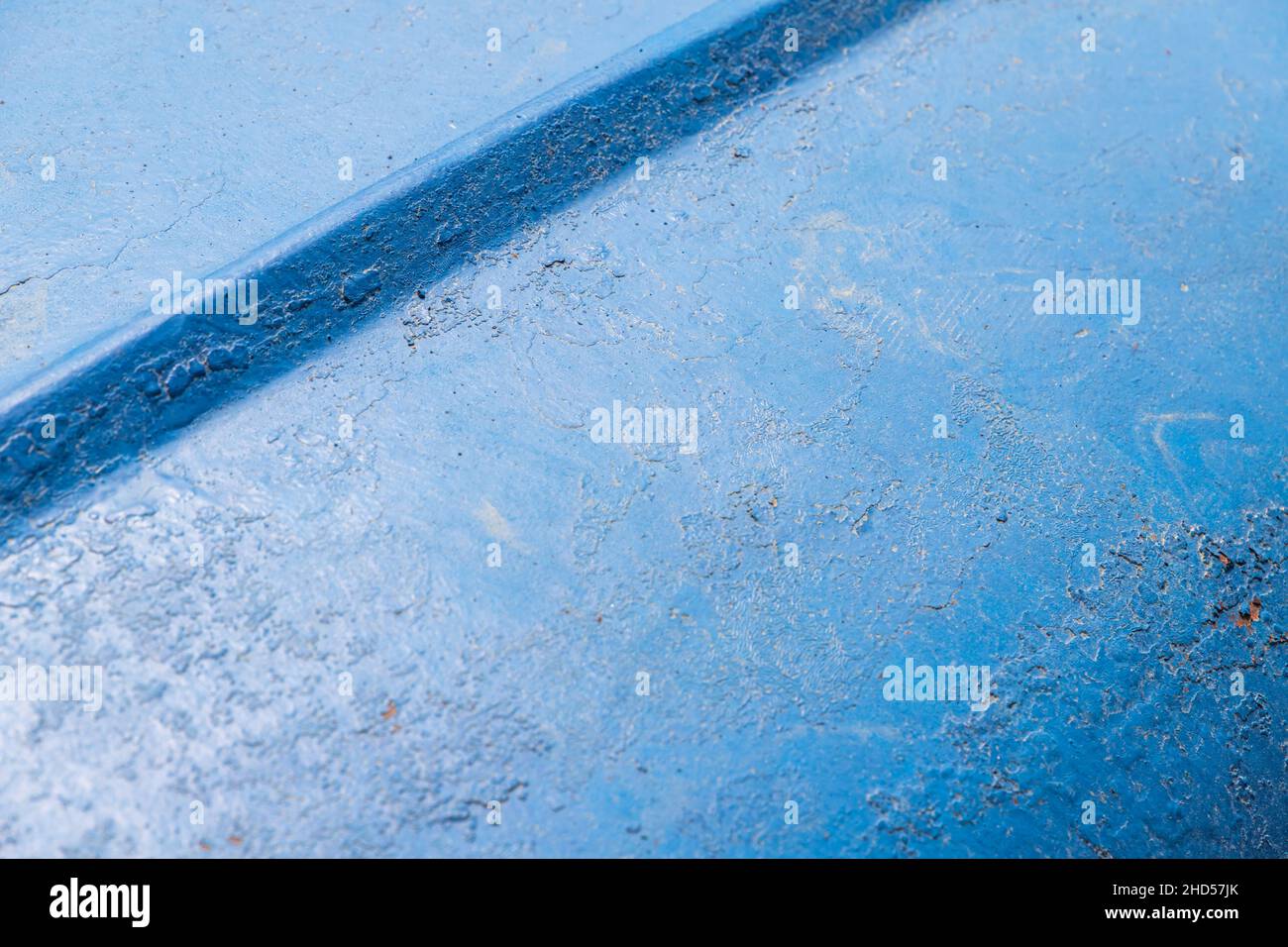 Alter Bootsboden in blau lackiert, abstraktes Hintergrundbild Foto Stockfoto