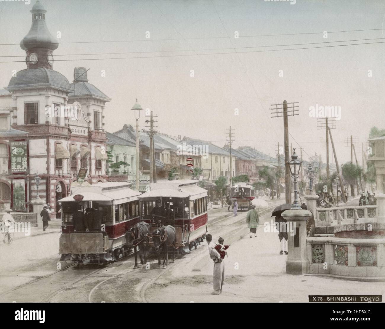 Vintage 19th Jahrhundert Foto: Shinbashi Tokyo, Japan, Straße mit Pferdestraßenbahnen Stockfoto