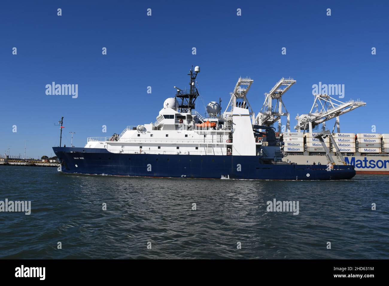 Forschungs-/Untersuchungsschiff Sally Ride im Hafen von Oakland, Kalifornien. Das Schiff wurde in Bay Ship, Alameda, repariert. Scripps Institution of Oceanography Stockfoto