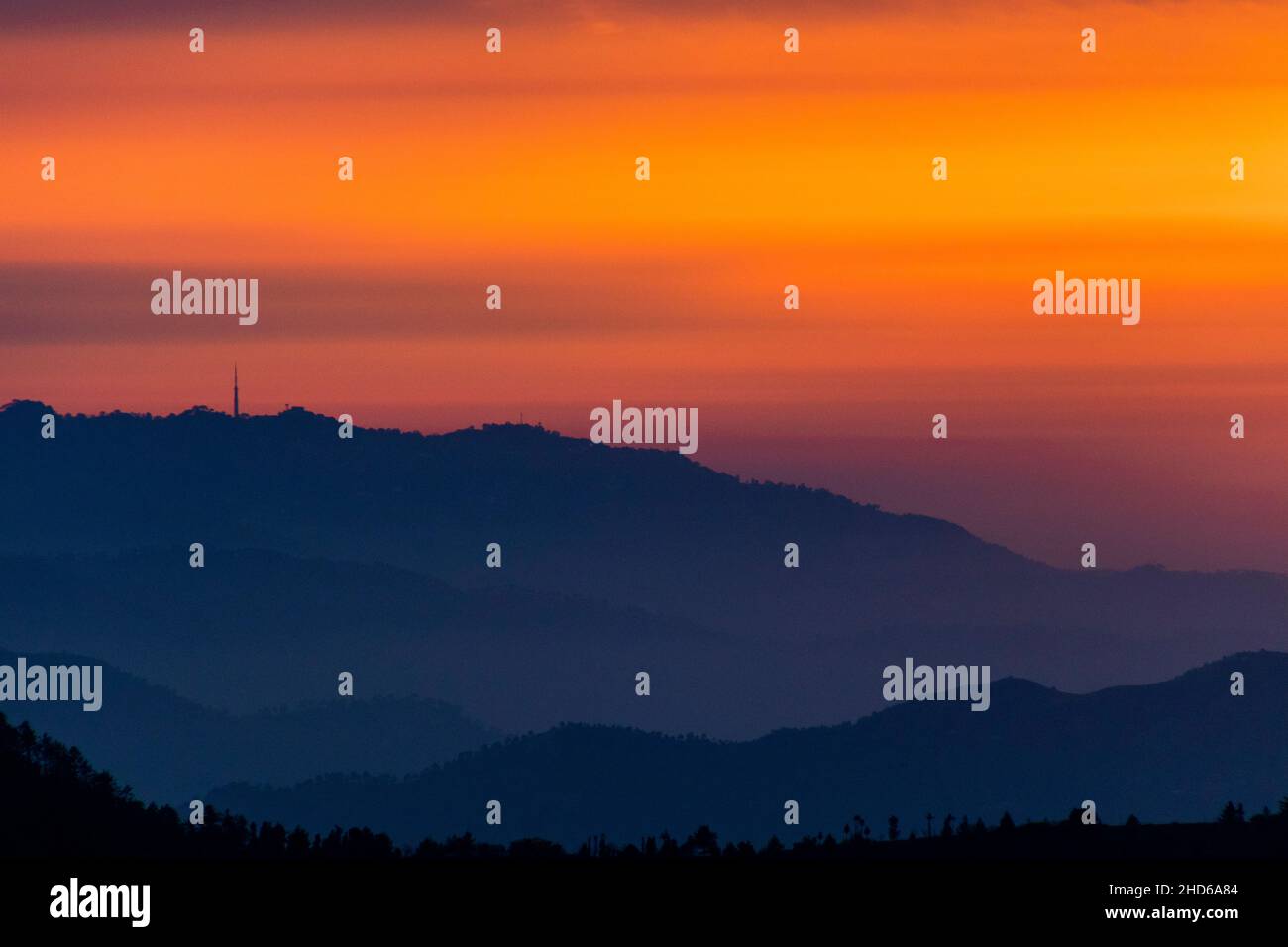 Verschiedene Ausblicke auf die Berge von Shimla Stockfoto