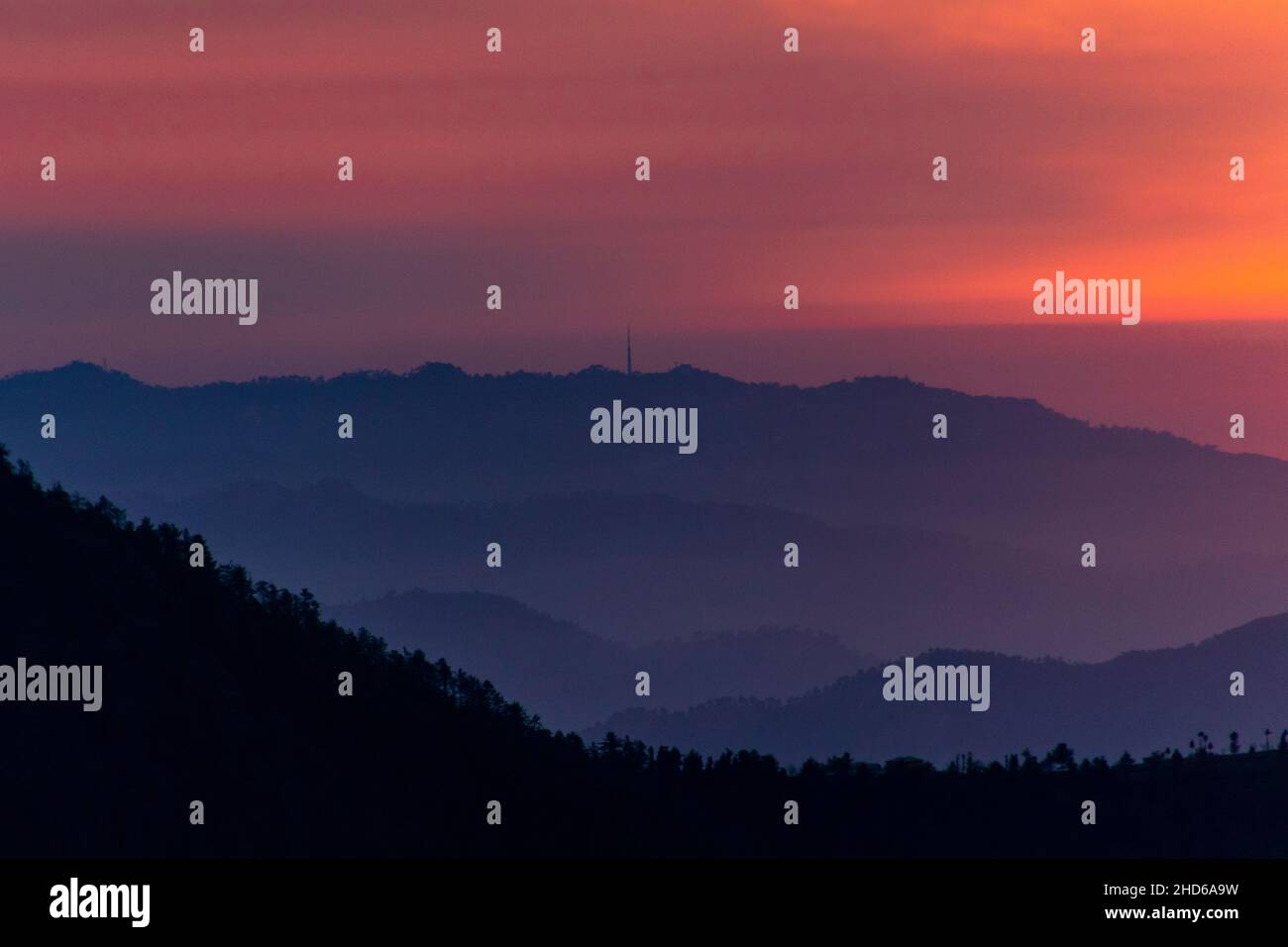 Verschiedene Ausblicke auf die Berge von Shimla Stockfoto
