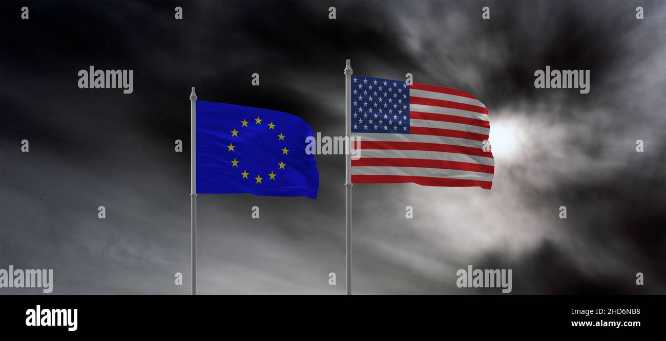 Flaggen der USA und der Europäischen Union, Allianz. Himmel Hintergrund. Stockfoto